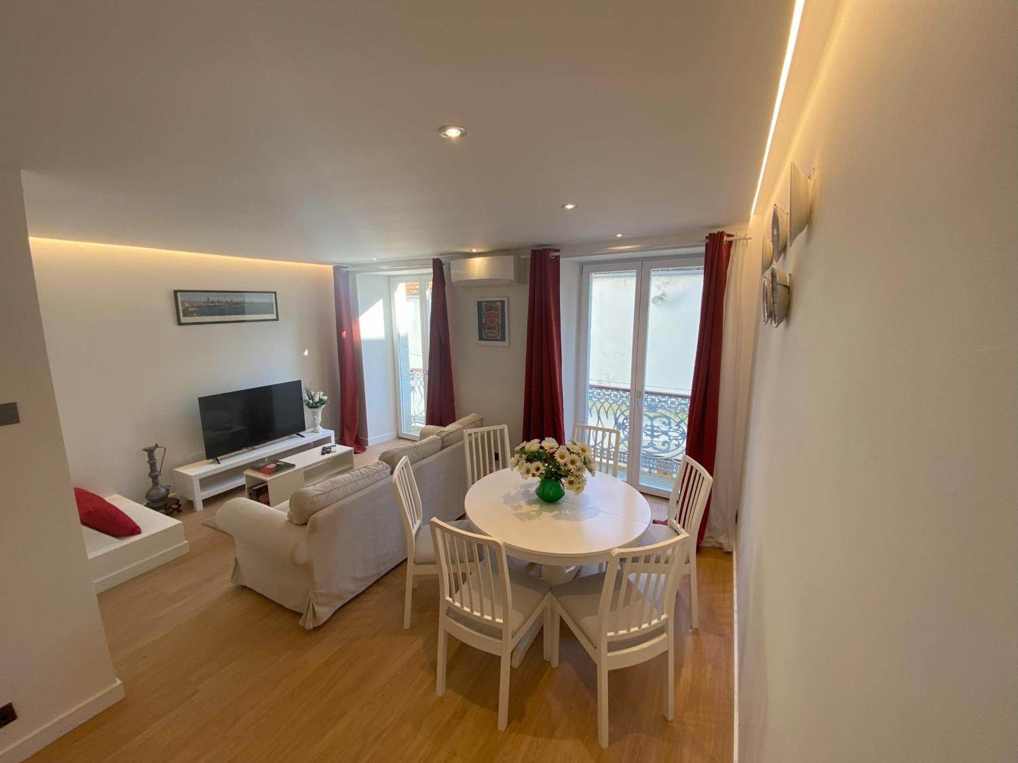 Apartamento En El Casco Antiguo De Bayona Байона Экстерьер фото